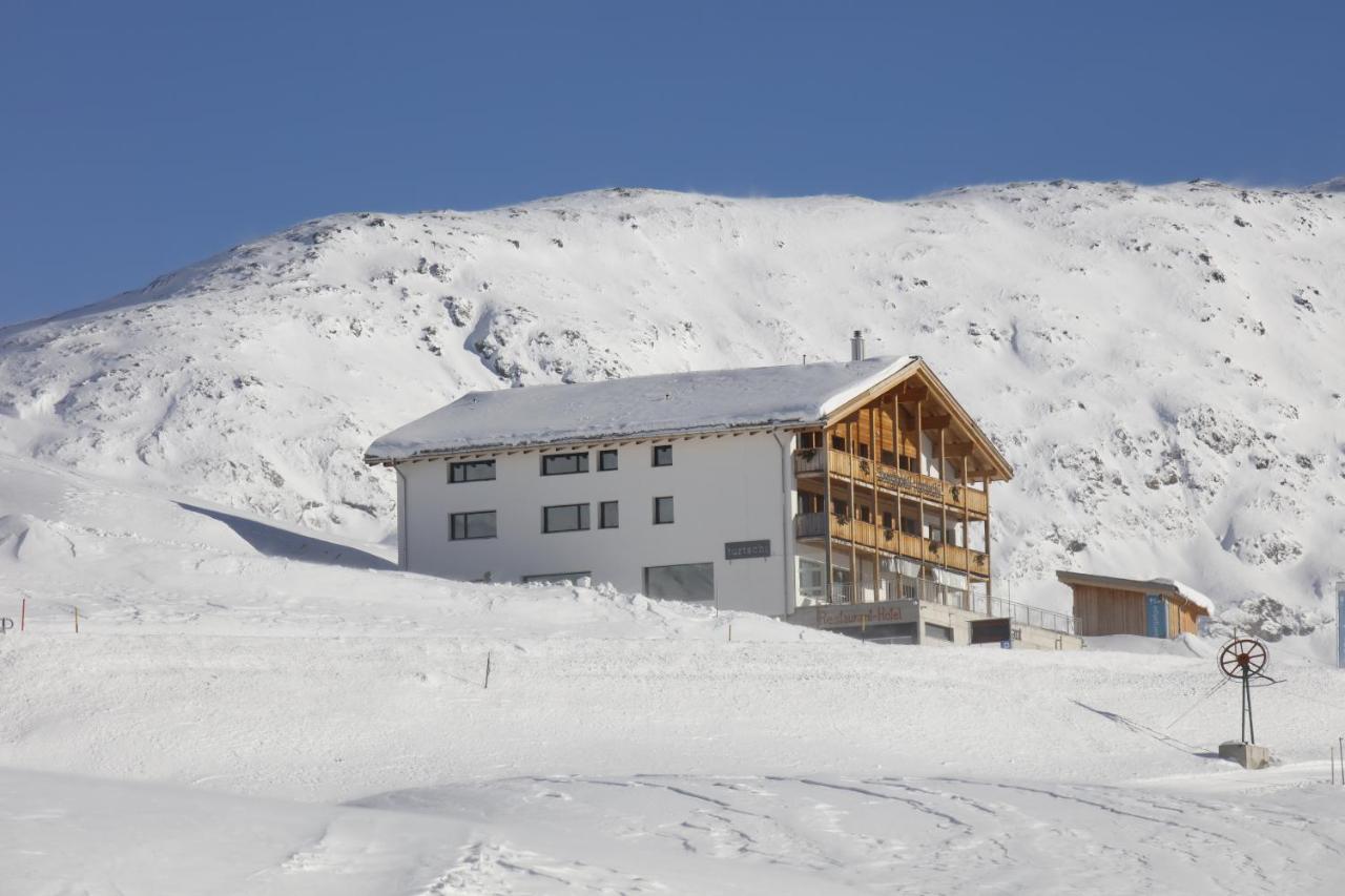 Hotel Avers Am Bach 외부 사진
