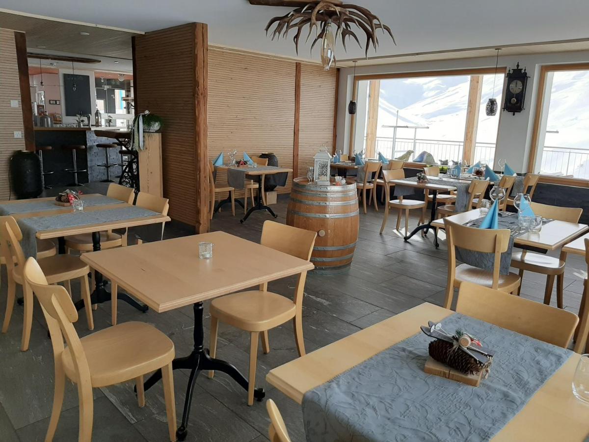Hotel Avers Am Bach 외부 사진