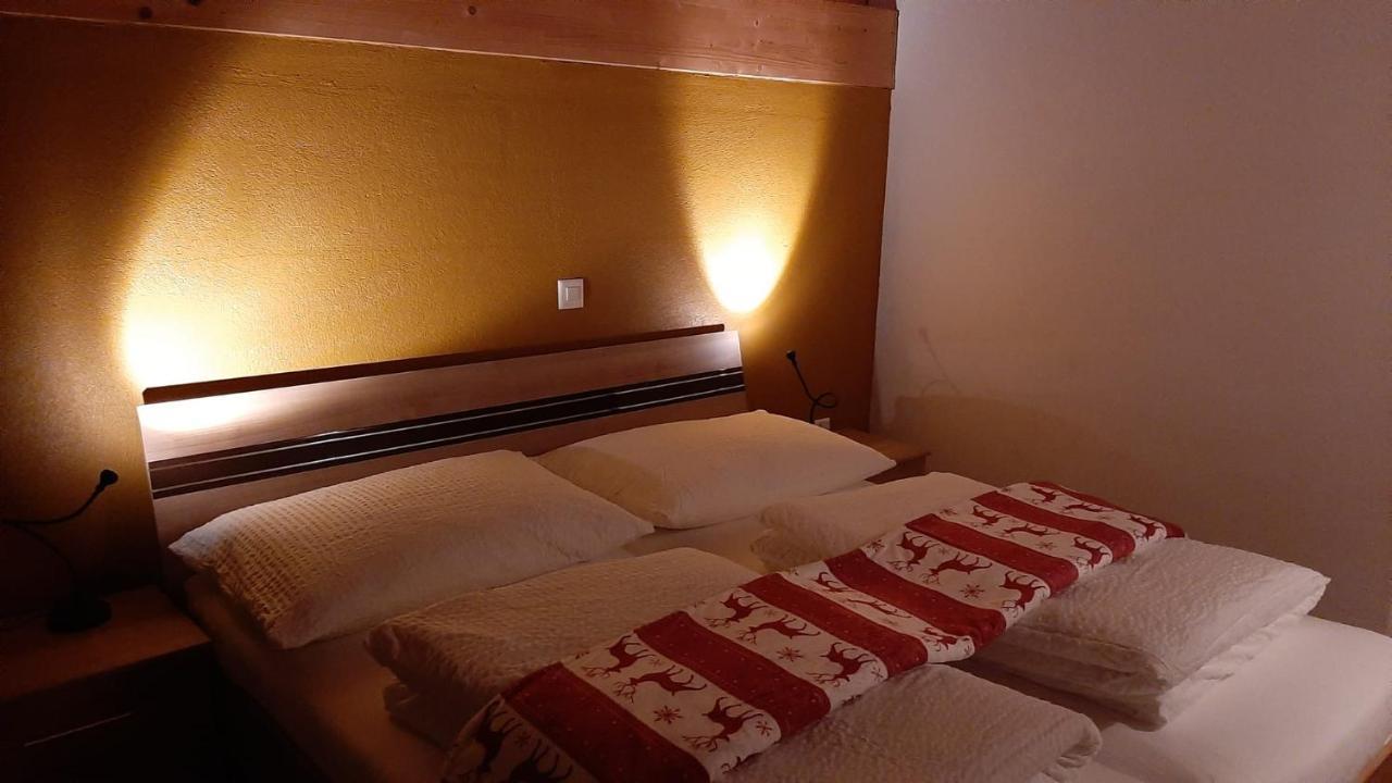 Hotel Avers Am Bach 외부 사진